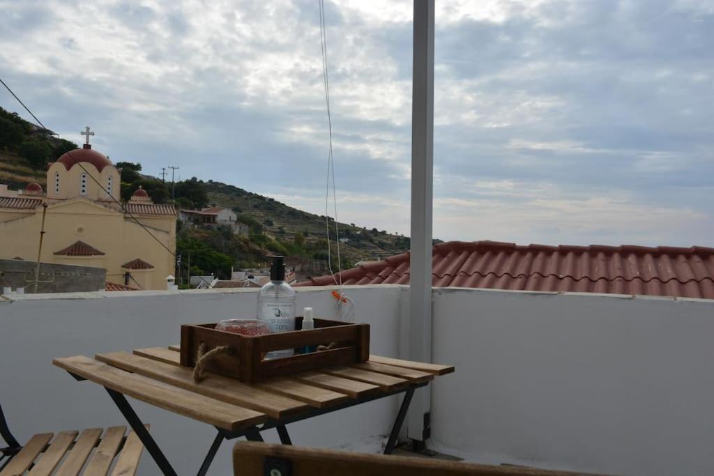 Вилла The House Of Grandma Zinios Ioulis Экстерьер фото
